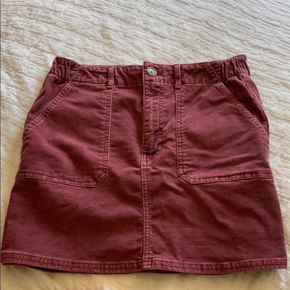 AE pink skirt